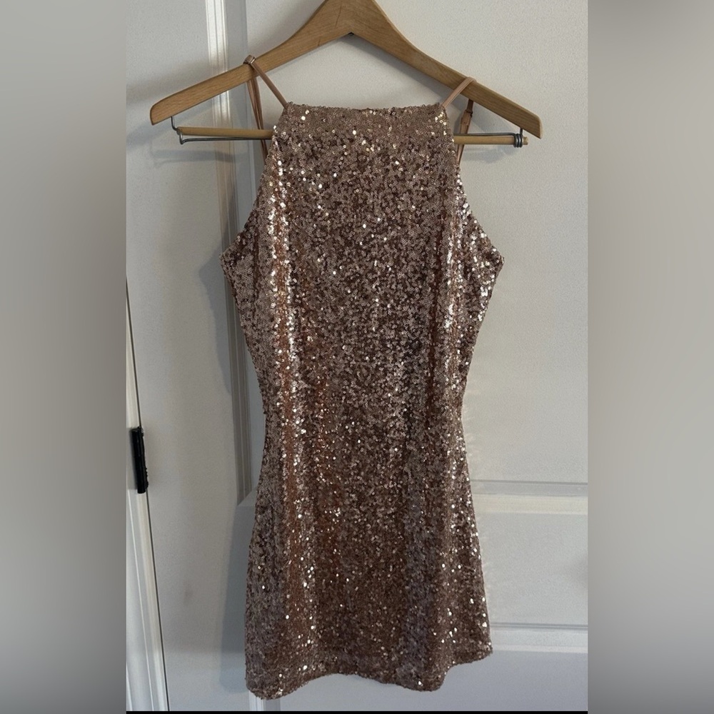 Boutique Bodycon Sequin Mini Dress Gold Sequin Spaghetti Strap Lulus Medium